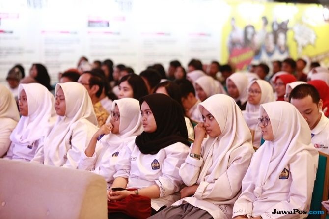 Asah Bakat Sejak Dini, Anak Tumbuh Jadi Remaja Hebat
